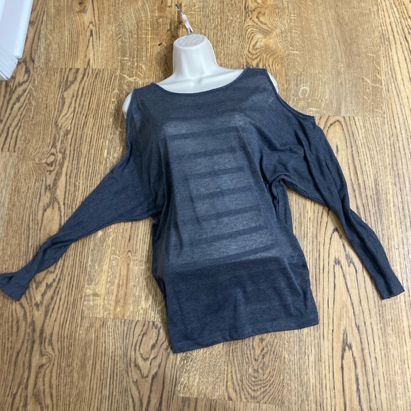 Allen B. Cold-Shoulder Grey Striped Top - Picture 4 of 5